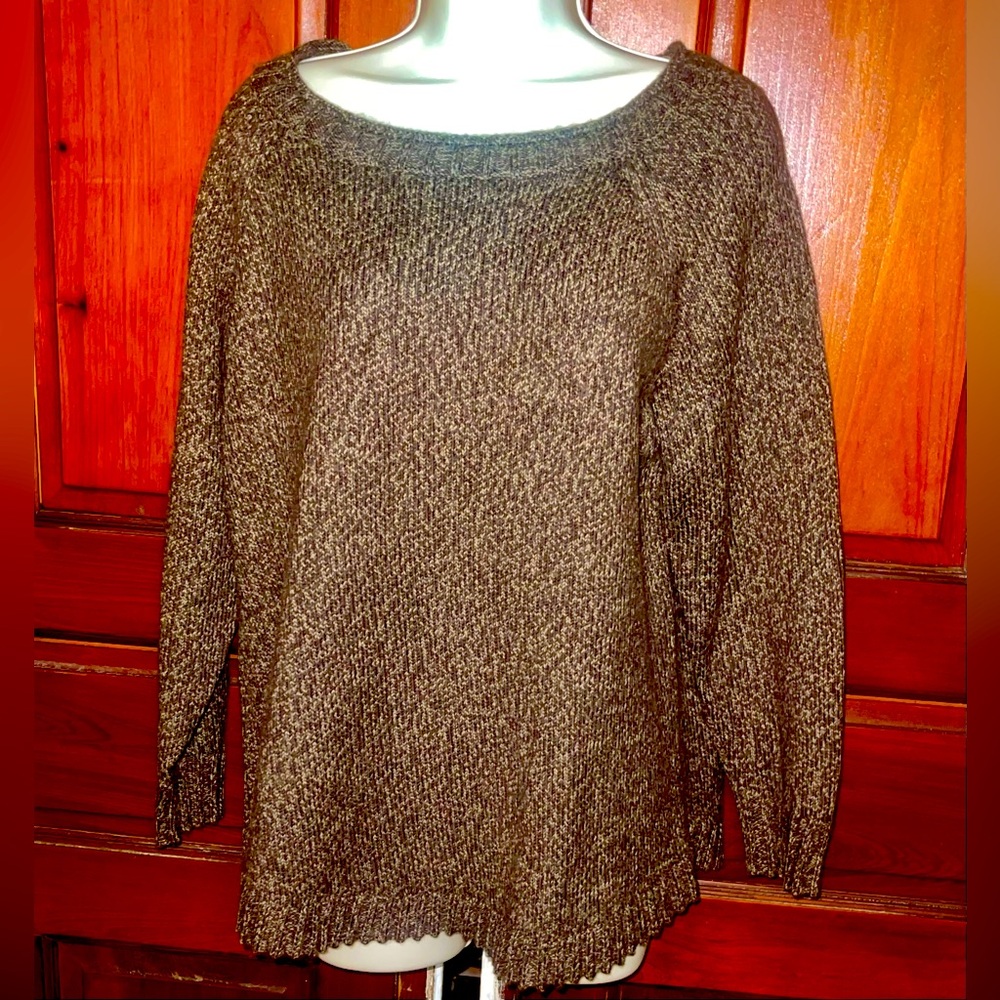 EUC Cabela’s Brown Sweater. Size XL